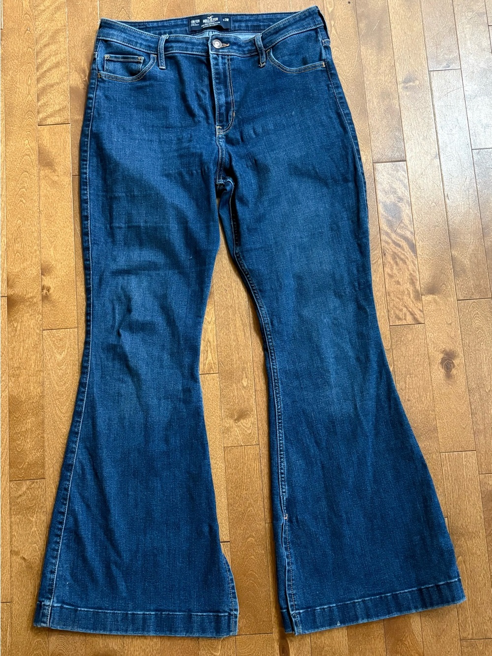 Hollister High-Rise Vintage Flare Soft Stretch Jeans w/ Front Hem Slits Size 13R